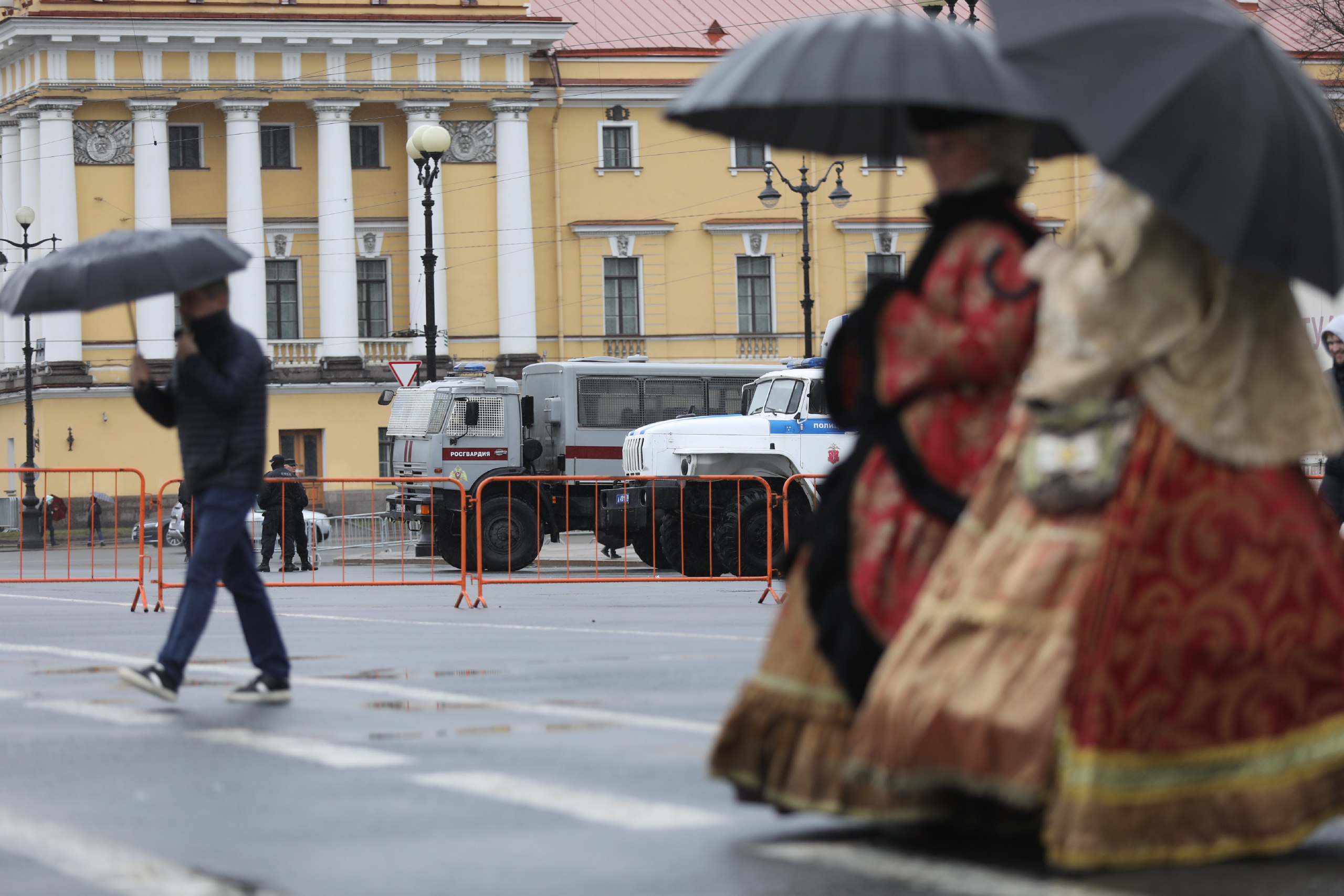 Свободу Навальному». Акции в Москве и Петербурге