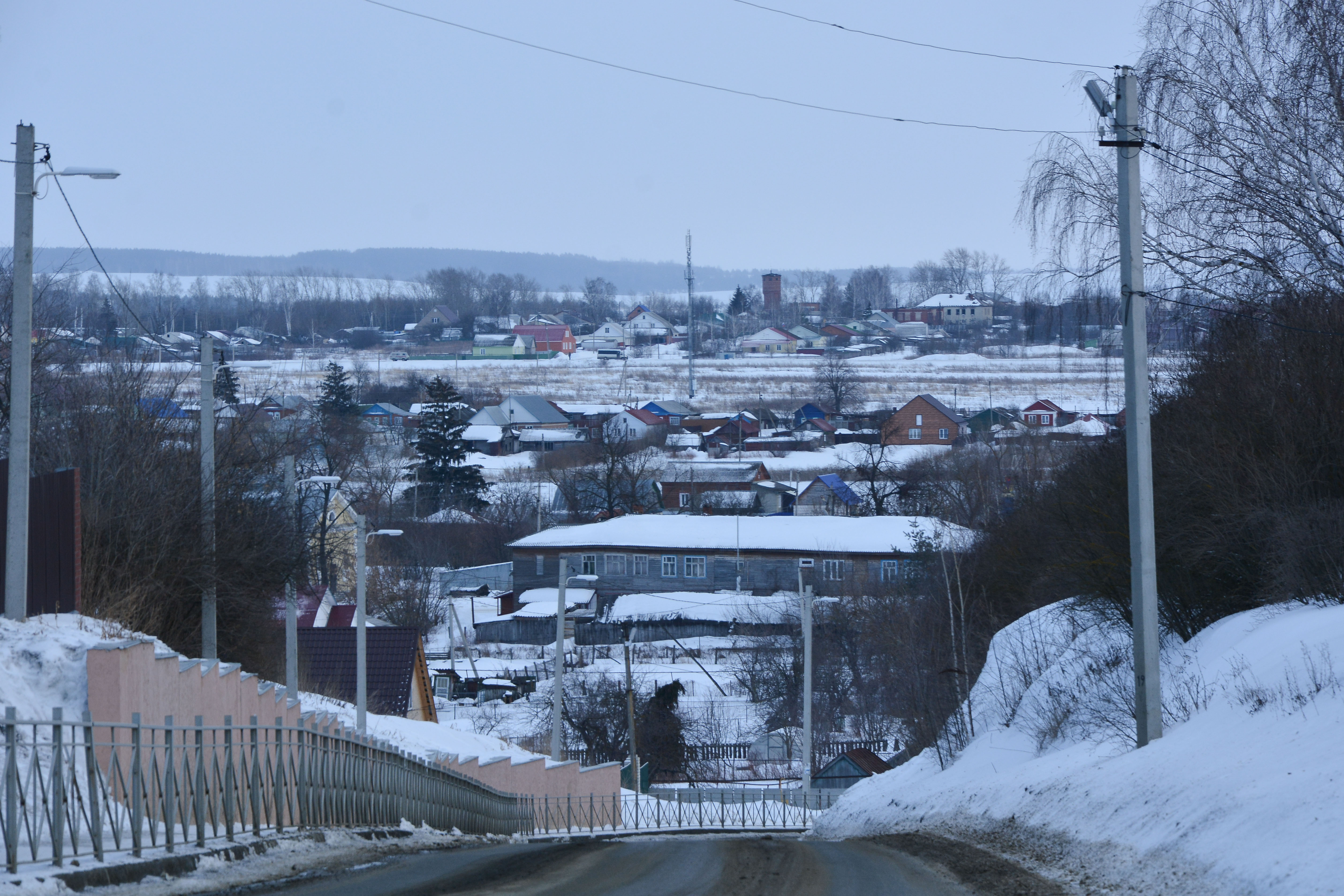 Возможно, его довели одноклассники». Что говорят жители села Верхний Ломов  о задержанном за подготовку теракта в школе подростке