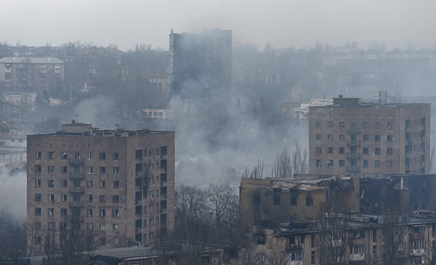 Покидая Мариуполь. Как выбираются из разрушенного города, ставшего самым  страшным свидетельством войны в Украине