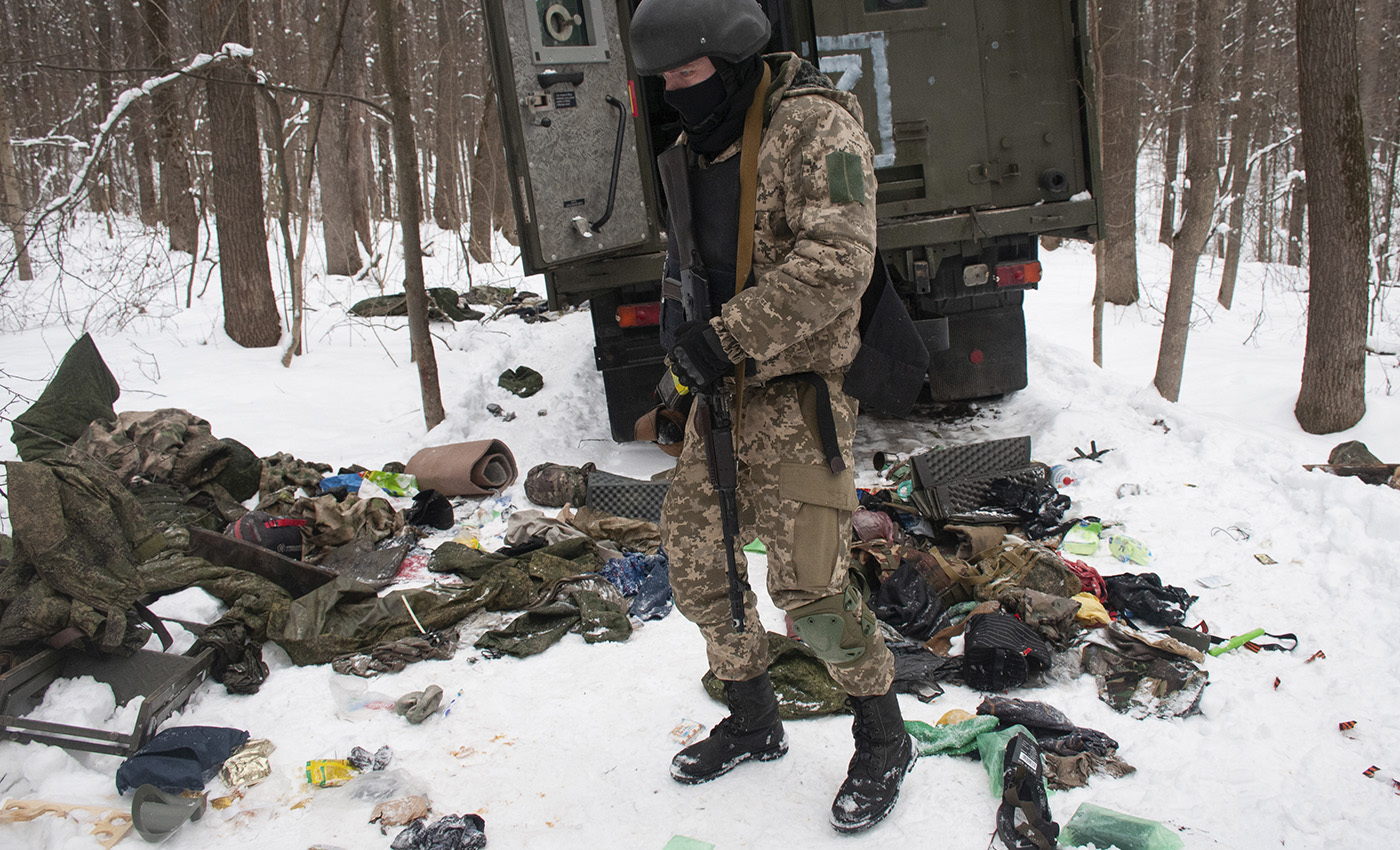 Атака Харькова на автозаках. В Украине погибли как минимум четверо старших  офицеров владимирского СОБРа