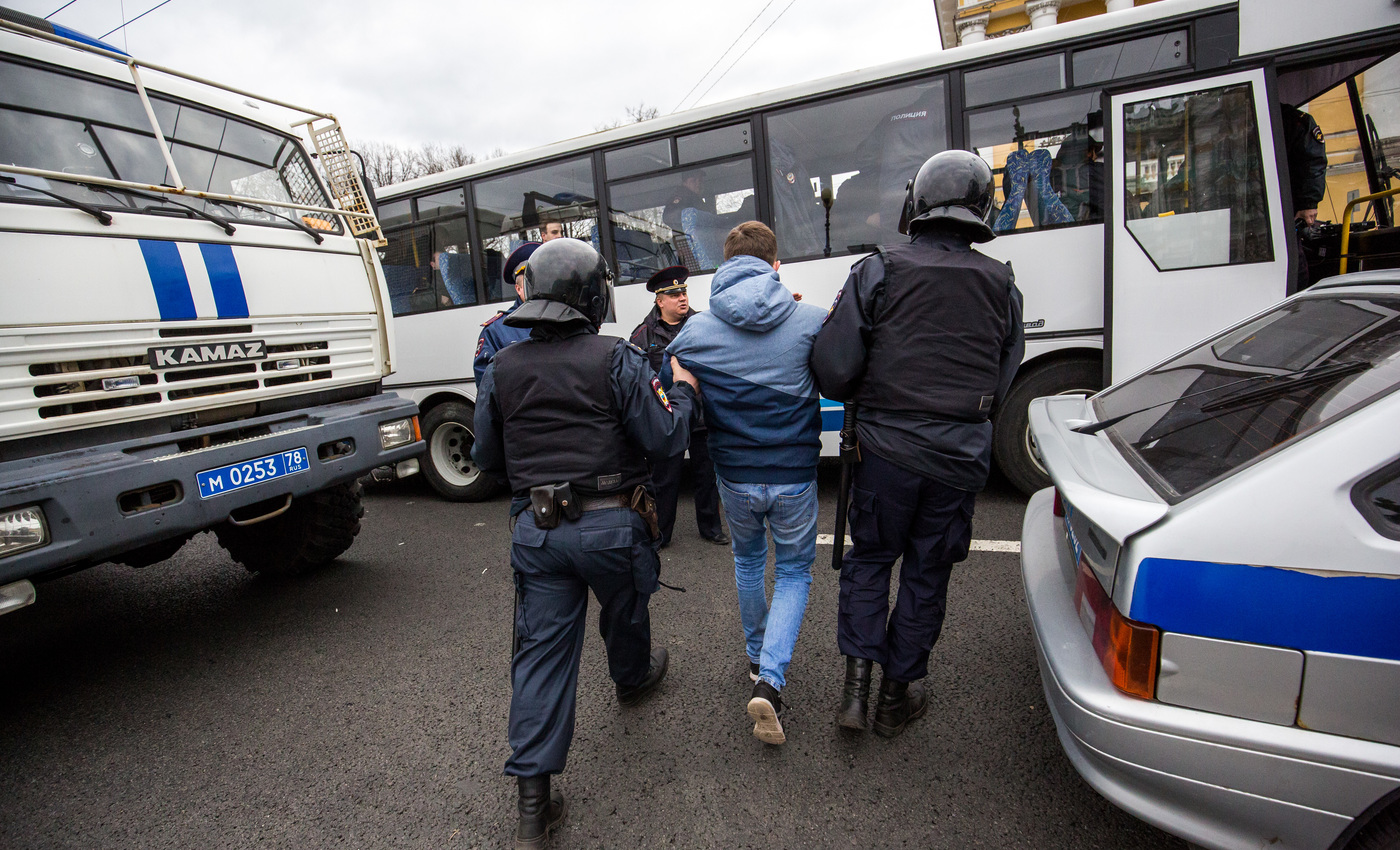 Любой может мне написать». Как новый правозащитный проект «Апология  протеста» будет помогать задержанным на митингах