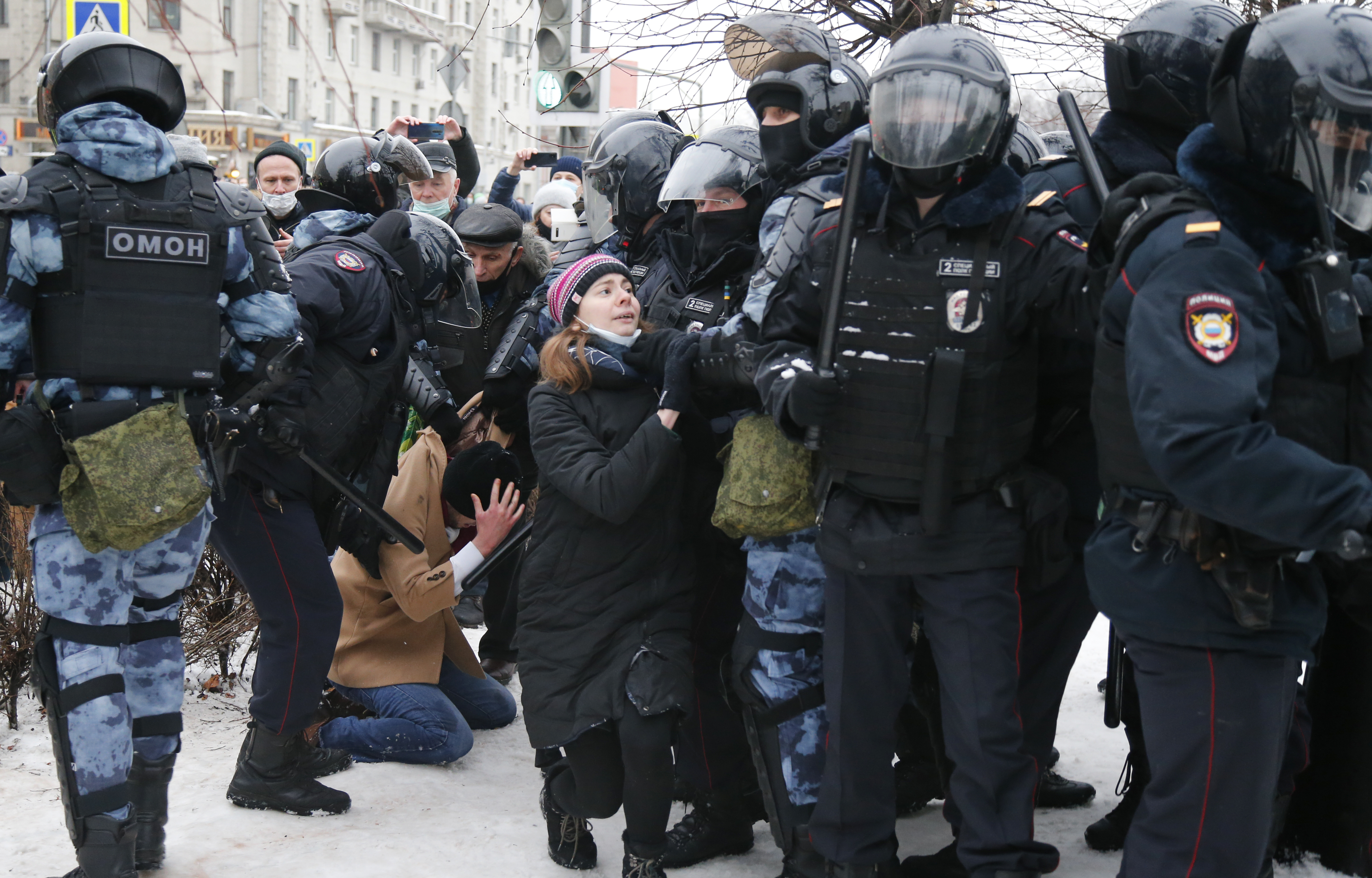 В приемном отделении была атмосфера, как после футбольного матча: все с  перевязанными головами». Свидетельства пострадавших 23 января