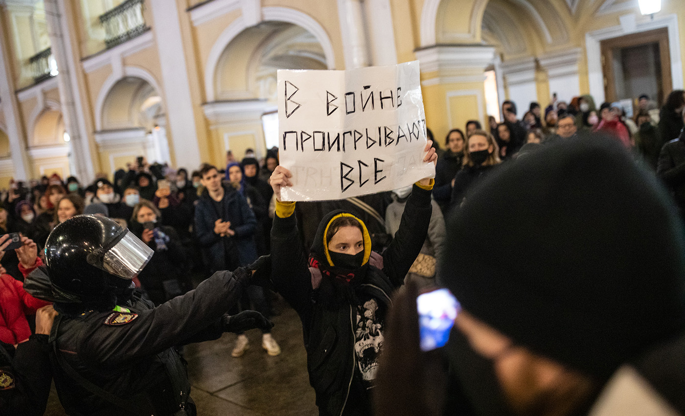 От «Яндекс.Еды» до теробороны. В Белгороде арестовали 20‑летнего фаната  аниме, пытавшегося уехать воевать в Украину