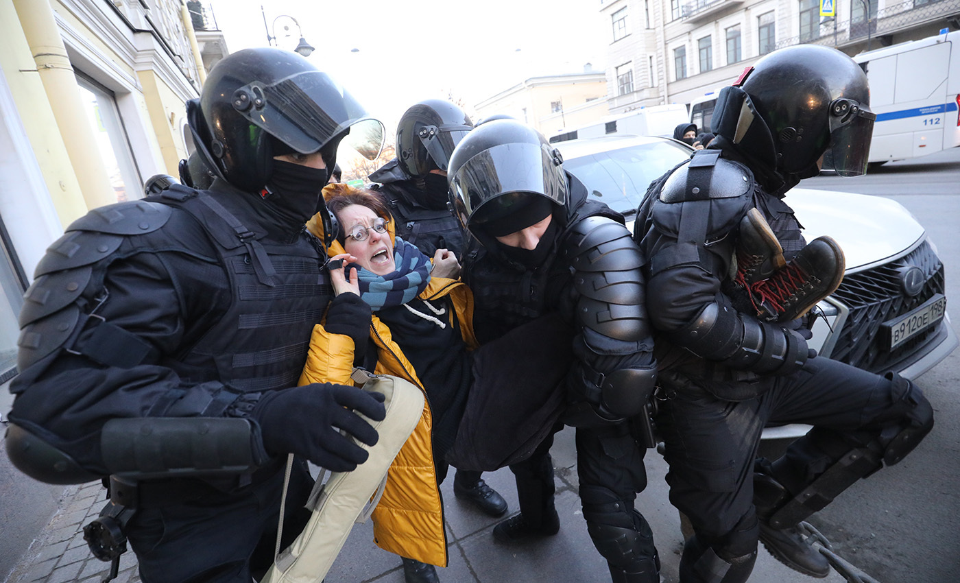 Протесты против вторжения в Украину