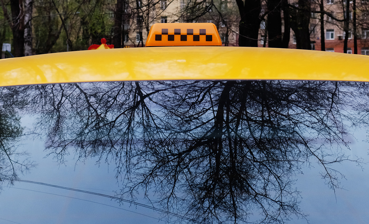 зависимость от такси
