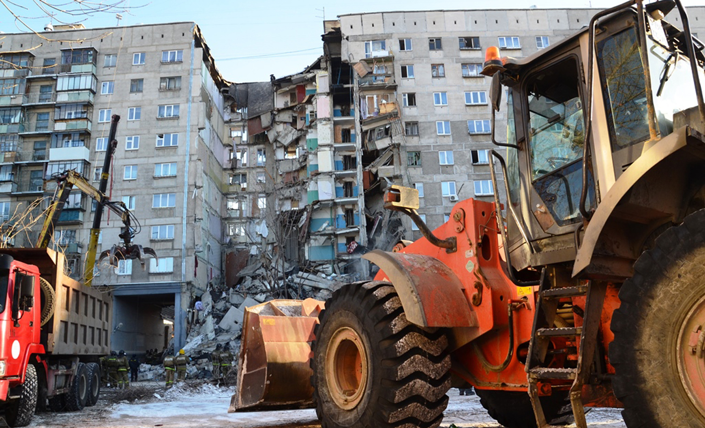 Дождитесь комментария». Что мы знаем и чего до сих пор не знаем о взрыве жилого  дома в Магнитогорске