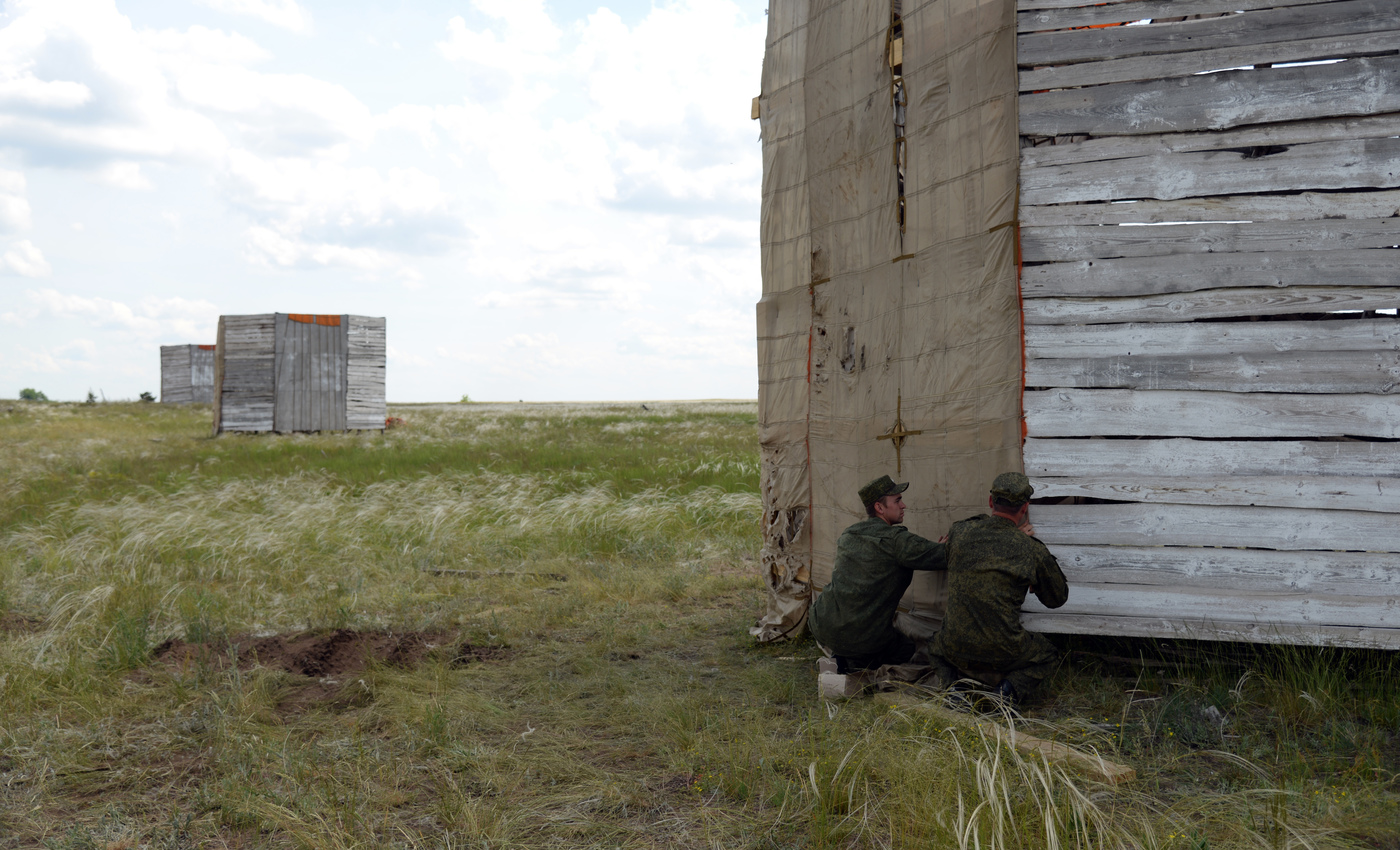 Убили моего брата». Контракт по принуждению, ссадины на лице, отнятый айфон  и самоубийство рядового Галченкова