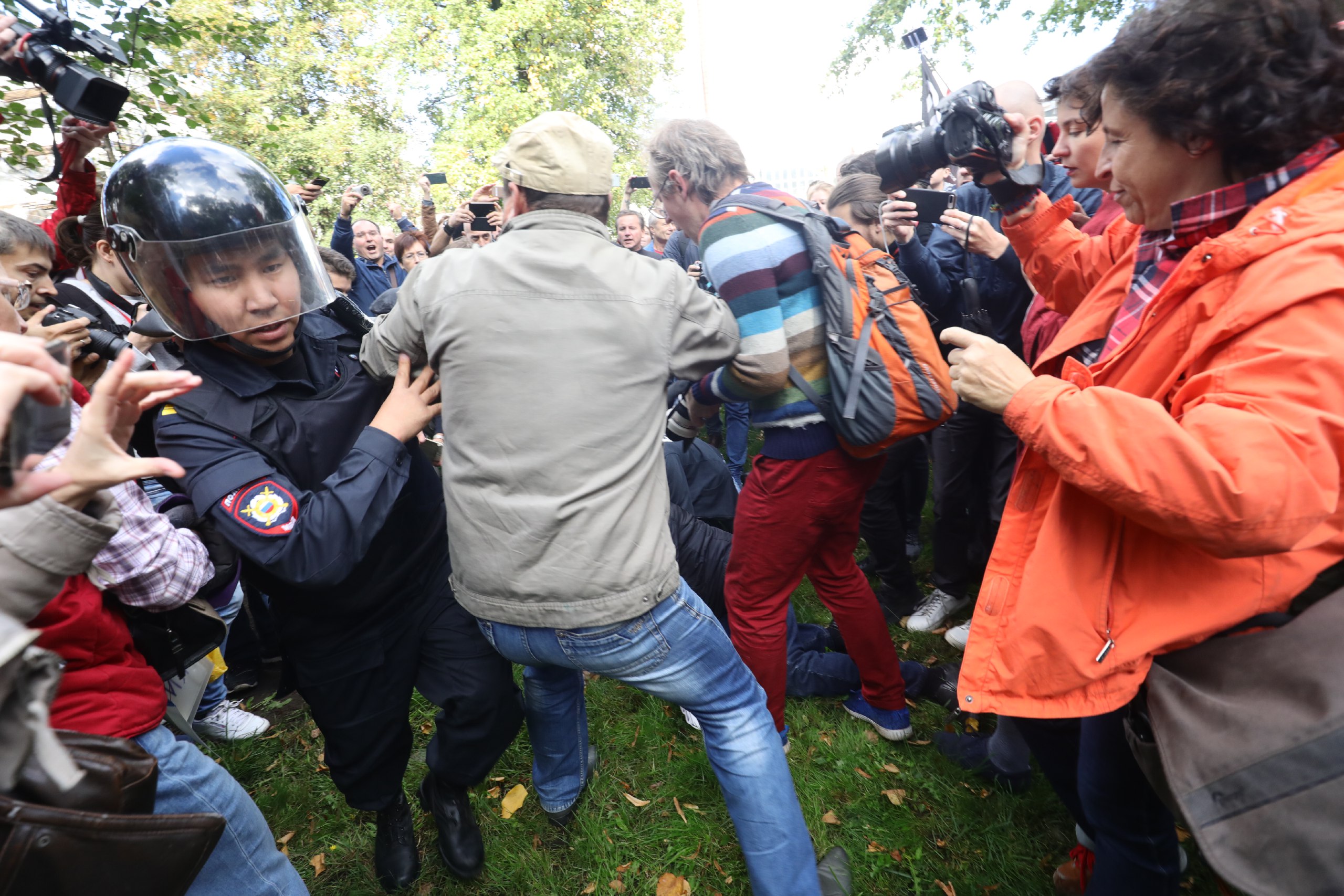 Протесты против повышения пенсионного возраста