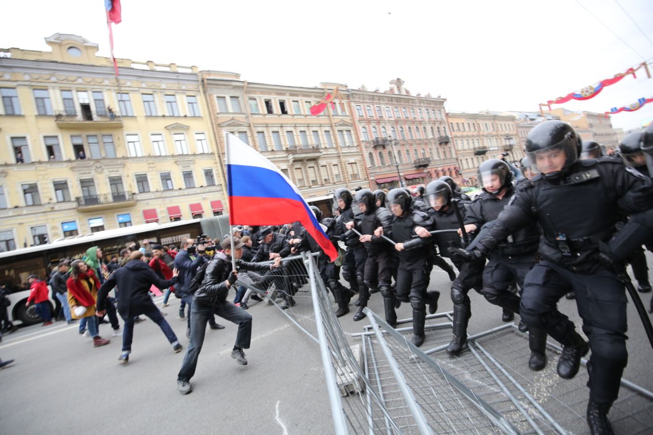 5 мая. Акция «Он нам не царь»