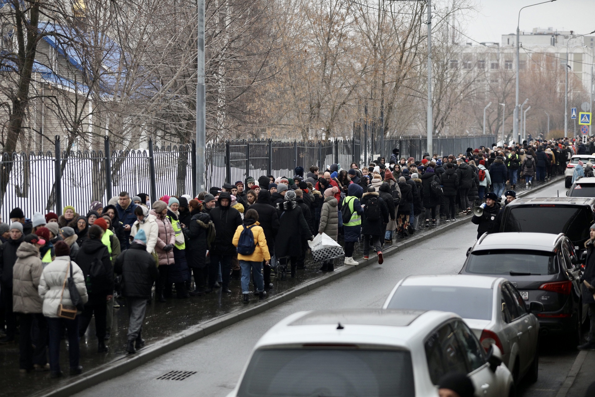 В Москве попрощались с Алексеем Навальным. Как прошли похороны политика