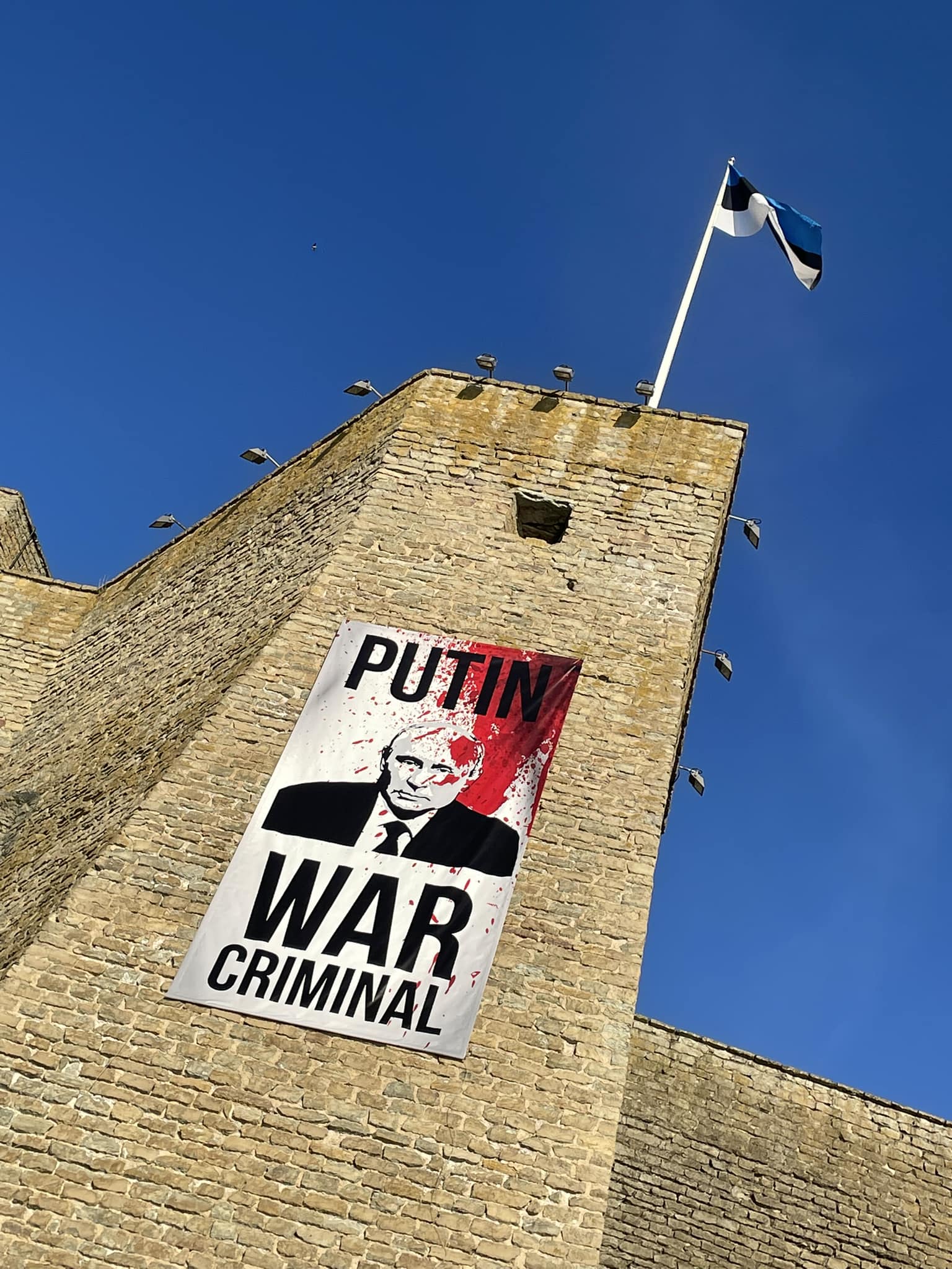 мост через нарву на границе эстонии и россии