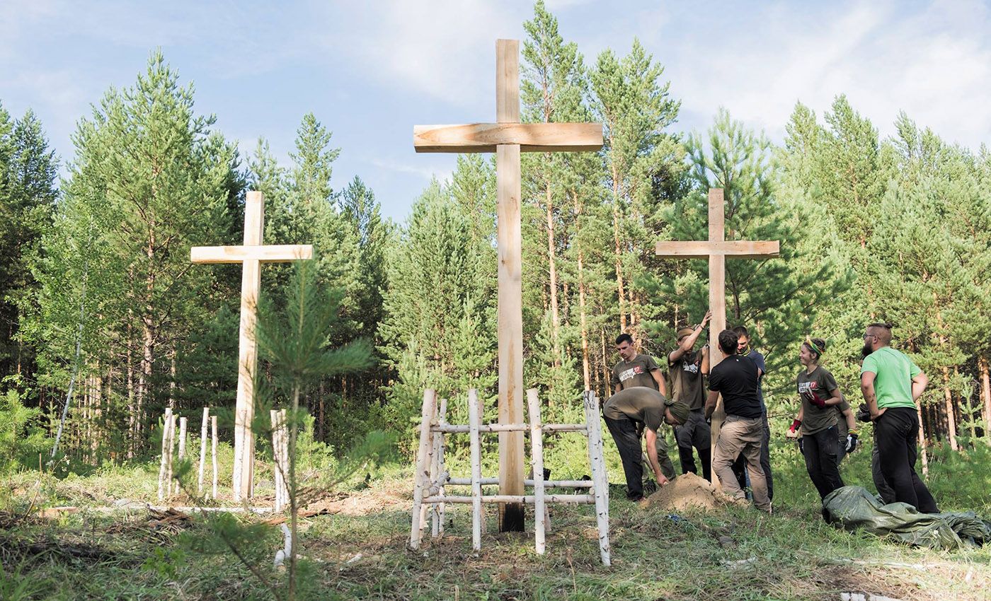 Государство ведет войну с памятью». Кому в России помешали мемориалы  репрессированным литовцам и полякам