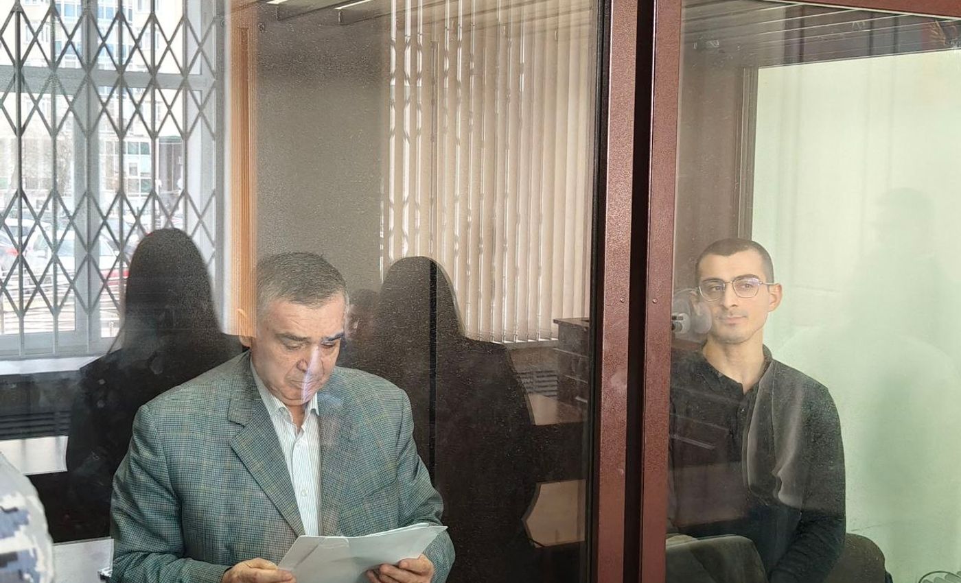 Сына экс‑главы азербайджанской общины на Урале приговорили к 8 годам по делу о наезде на силовика, его отцу срок увеличили до 24 лет