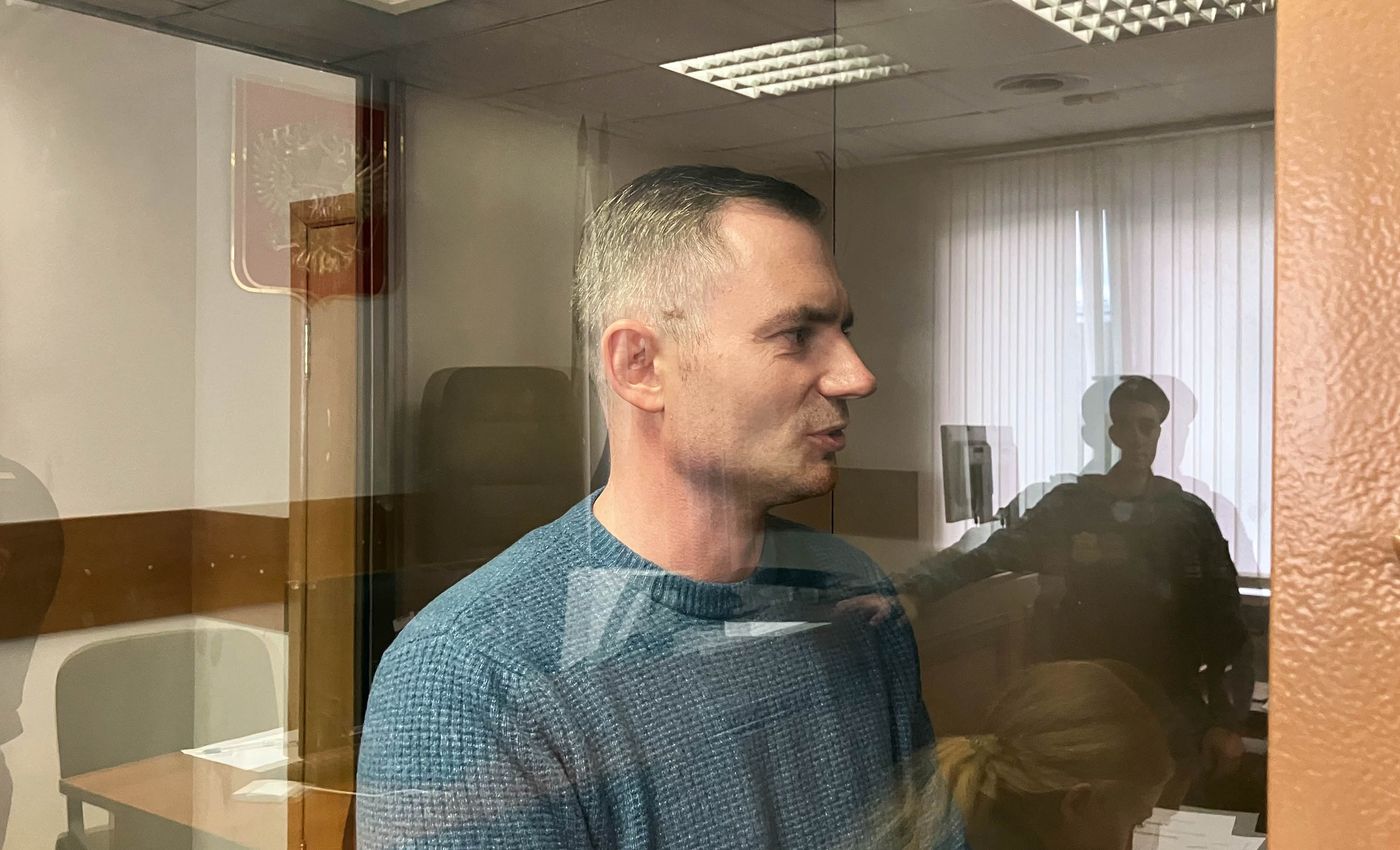 Зампреда «Яблока» Максима Круглова судят за посты 2022 года. Онлайн