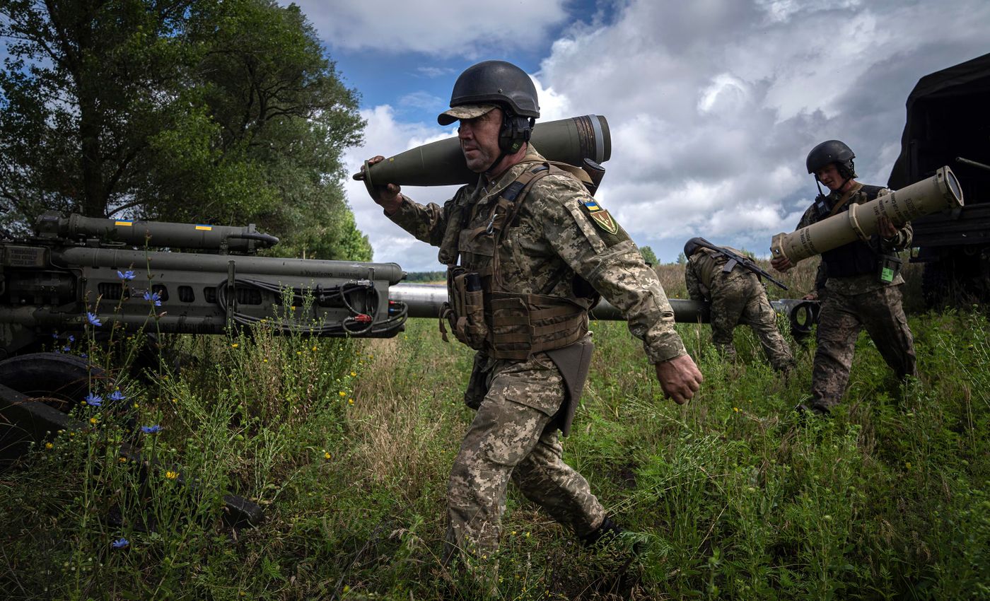 Никакой паники нет» и СОБР в окружении. Украина перешла в наступление на  важный для снабжения российской армии город Балаклею — главное