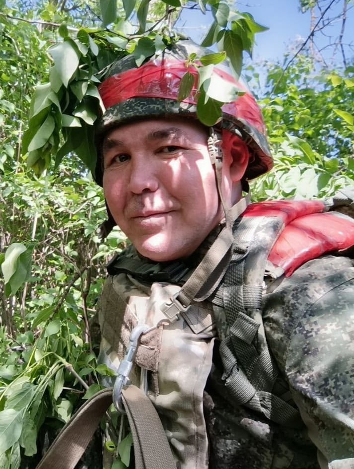 Фото: Погибший на войне с Украиной Хасибулин Руслан Рафаилович. Ленинградская область, нет данных