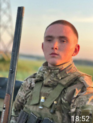 Фото: Погибший на войне с Украиной Тарасов Андрей Сергеевич. Кировская область, нет данных