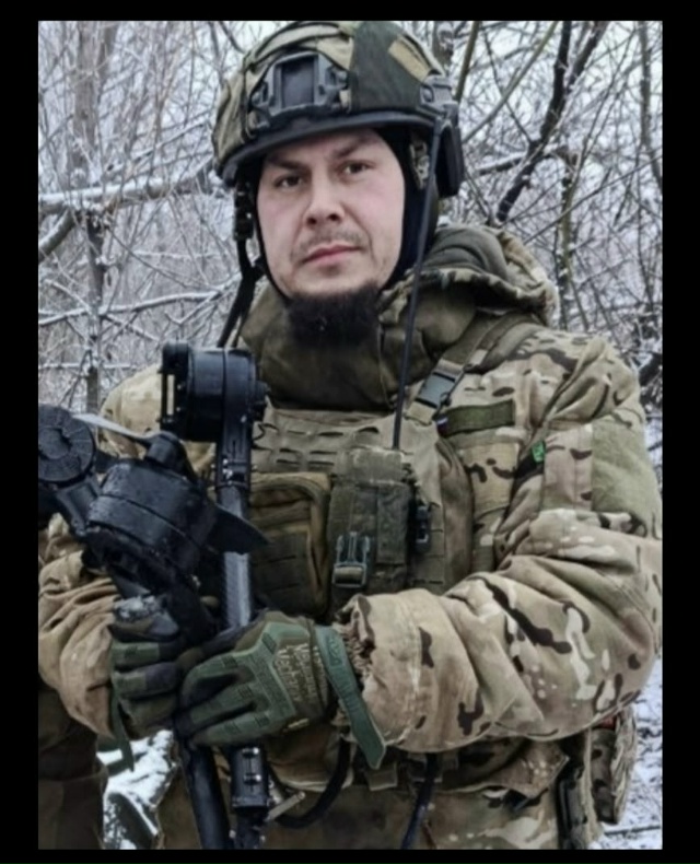 Фото: Погибший на войне с Украиной Панаев Руслан Балаханович. Санкт-Петербург, моряки