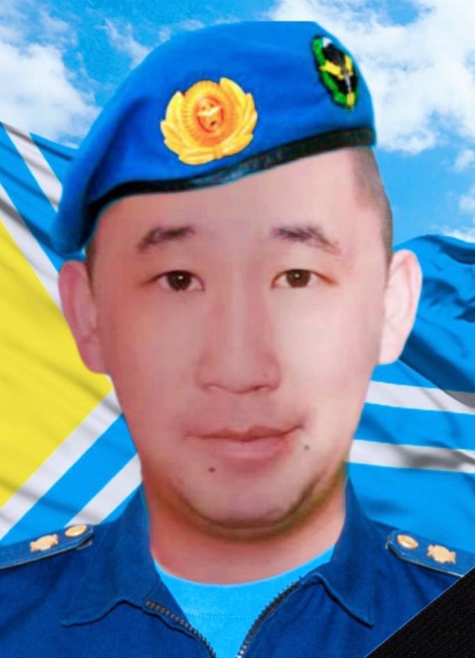 Фото: Погибший на войне с Украиной Биче-оол Артыш Мочекпенович. Республика Бурятия, ВДВ