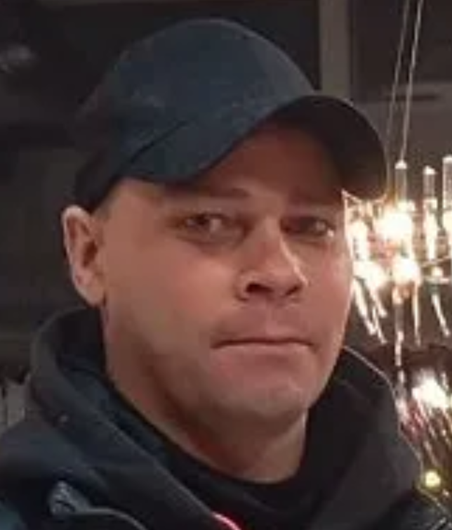 Фото: Погибший на войне с Украиной Хомяков Олег Александрович. Омская область, нет данных