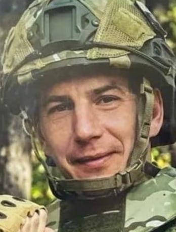 Фото: Погибший на войне с Украиной Крюков Денис Юрьевич. Астраханская область, добровольцы