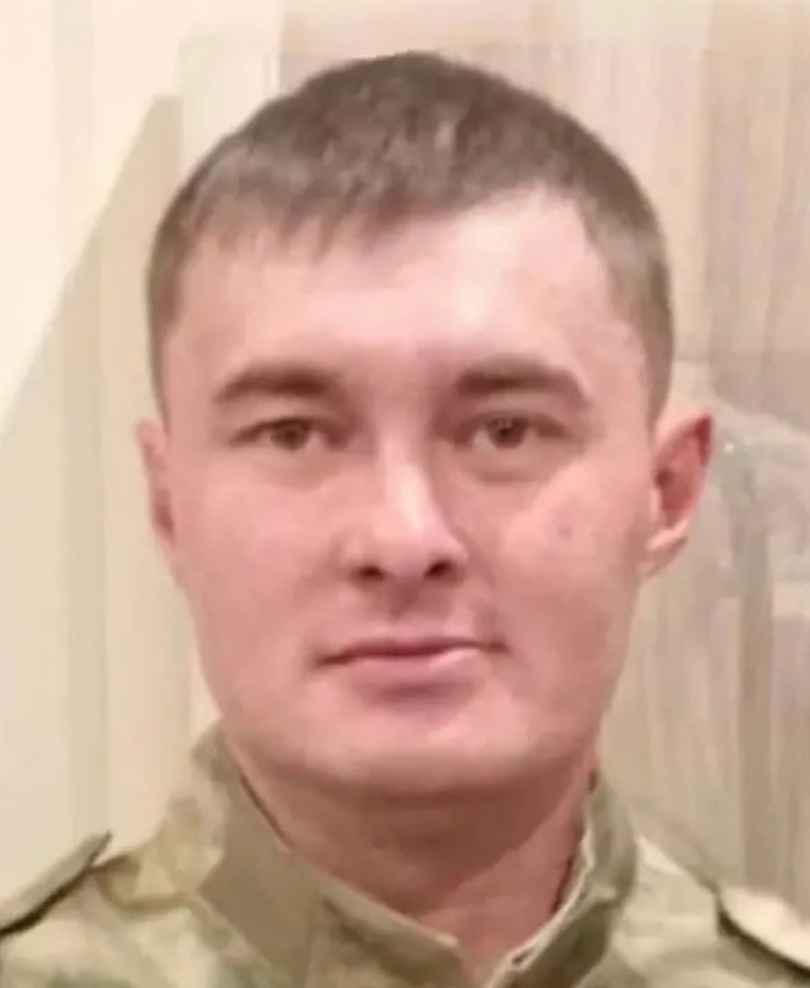 Фото: Погибший на войне с Украиной Шляпников Юрий Николаевич. Пермский край, мотострелковые войска
