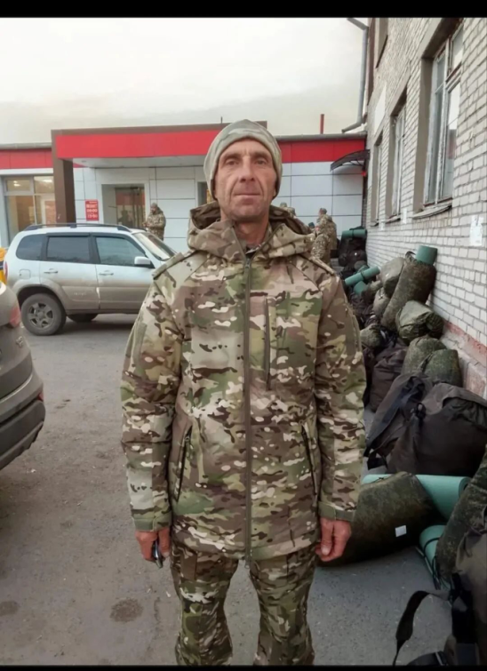 Фото: Погибший на войне с Украиной Шарыпов Виктор Сергеевич. Алтайский край, ВДВ