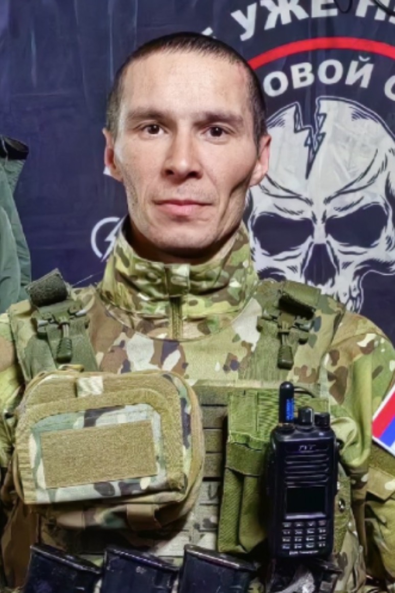 Фото: Погибший на войне с Украиной Баратов Сипаргиз Бозорбоевич. Ленинградская область, мотострелковые войска