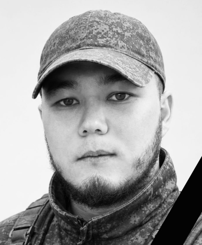 Фото: Погибший на войне с Украиной Бисембиев Аимбек Шинбекович. Астраханская область, мобилизованные