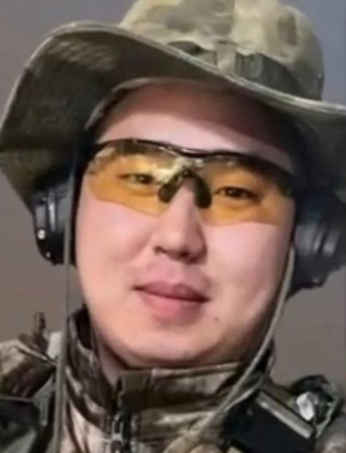 Фото: Погибший на войне с Украиной Максимов Виталий Сергеевич. Республика Саха (Якутия), добровольцы