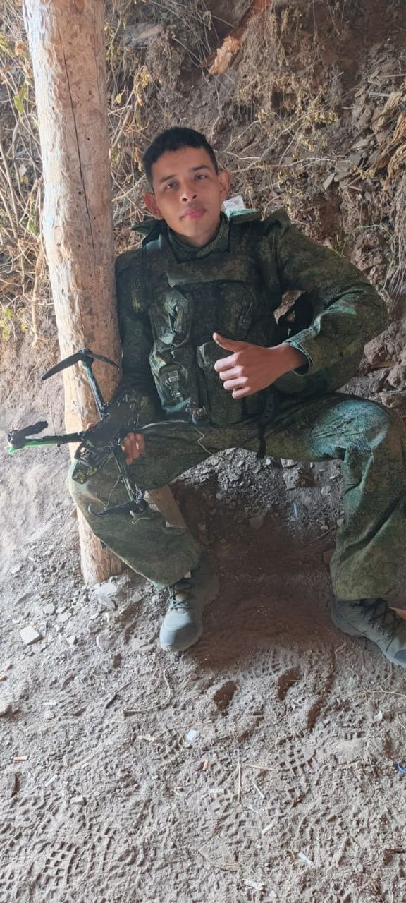 Фото: Погибший на войне с Украиной Вильярреал Эррера Роджер. Иностранцы, добровольцы